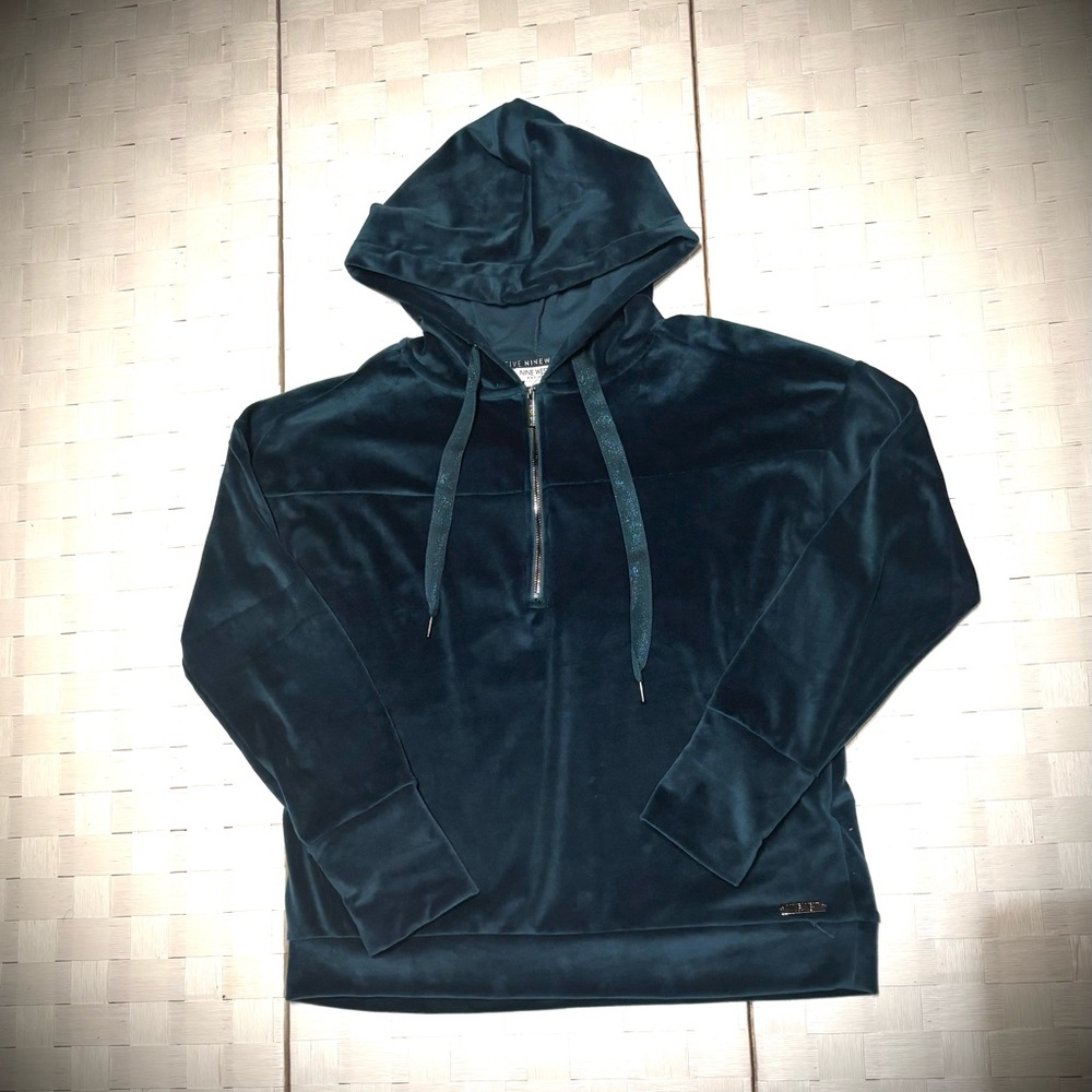 NINE WEST QUARTER ZIPPER LADIES HOODIE SIZE SMALL